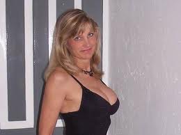 a sexy wife from Cohoctah, Michigan