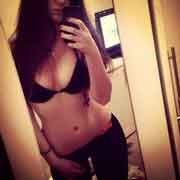 lonely female looking for guy in Mundelein, Illinois