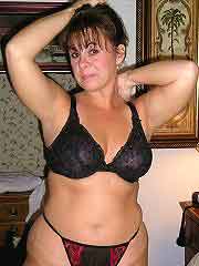 romantic lady looking for men in South Easton, Massachusetts